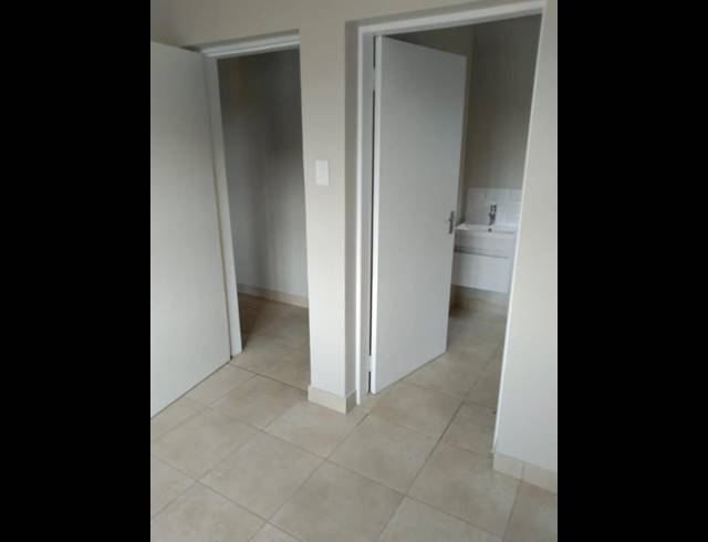 2 BEDROOM APARTMENT FOR SALE IN WHITERIDGE